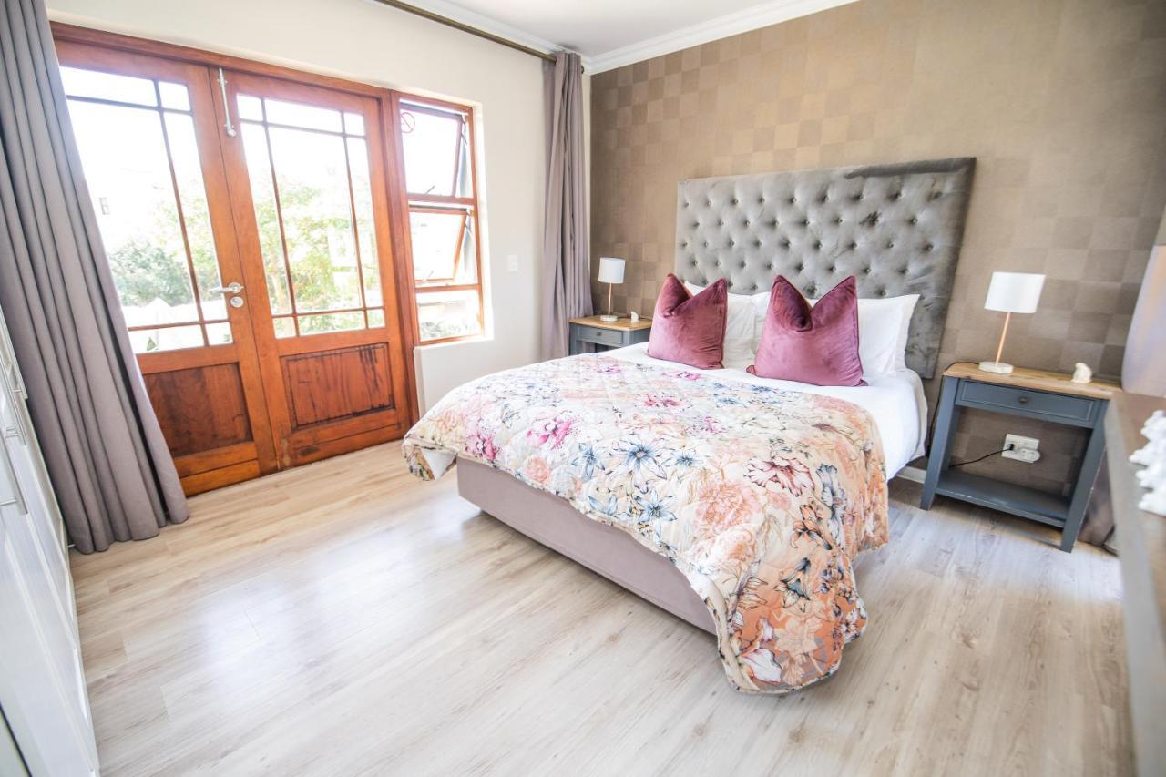 Apartament Six Whale Rock Gardens With Back Up Power For Load Shedding Plettenberg Bay Zewnętrze zdjęcie