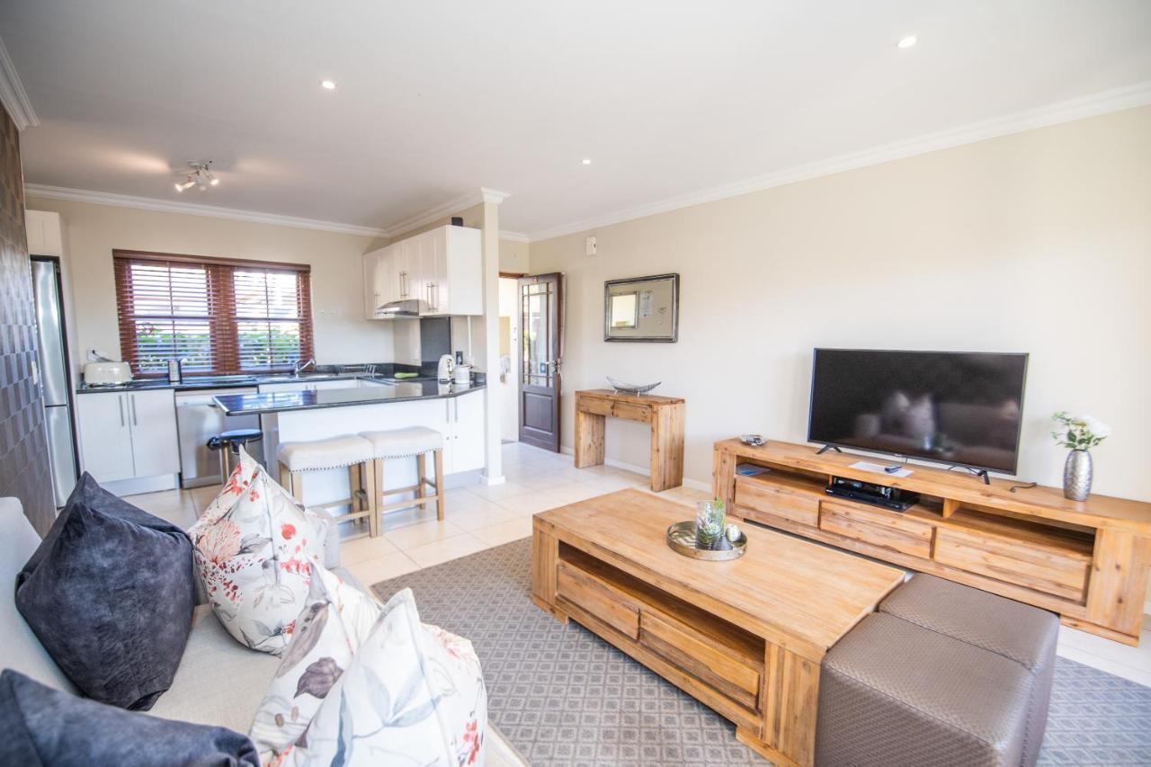 Apartament Six Whale Rock Gardens With Back Up Power For Load Shedding Plettenberg Bay Zewnętrze zdjęcie