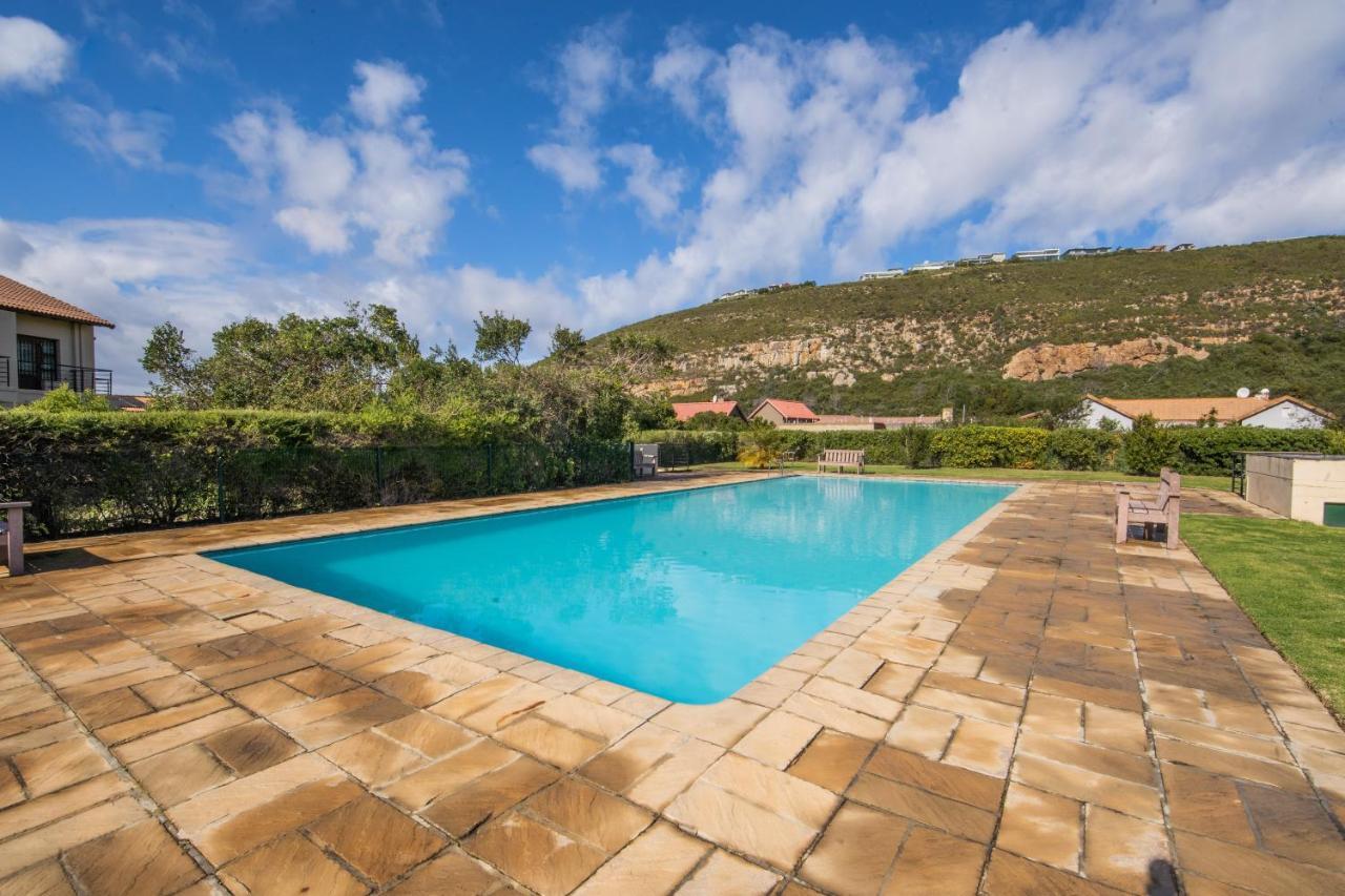 Apartament Six Whale Rock Gardens With Back Up Power For Load Shedding Plettenberg Bay Zewnętrze zdjęcie