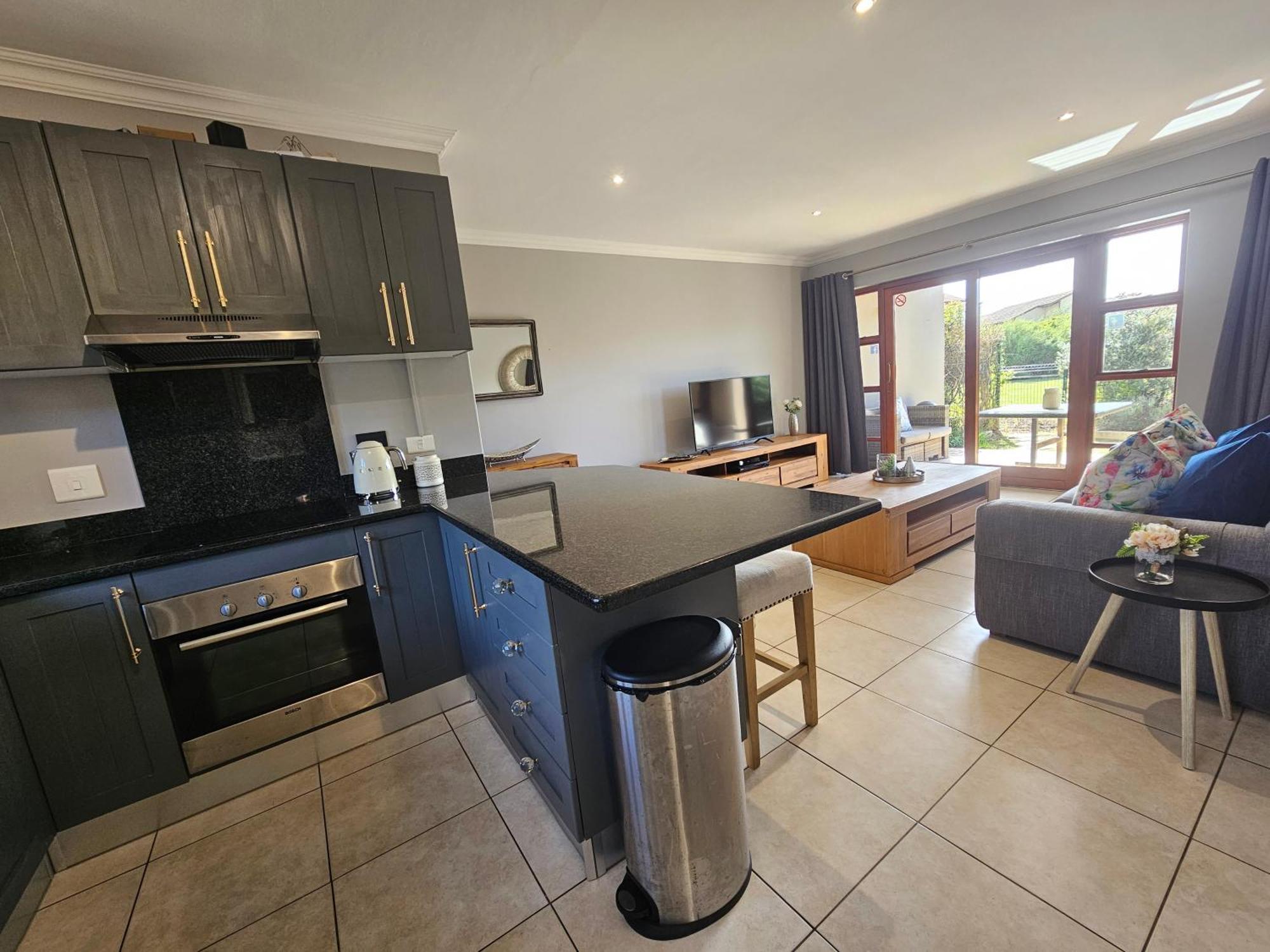 Apartament Six Whale Rock Gardens With Back Up Power For Load Shedding Plettenberg Bay Zewnętrze zdjęcie